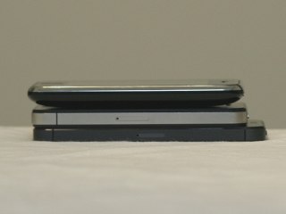 121012iPhone345side.jpg